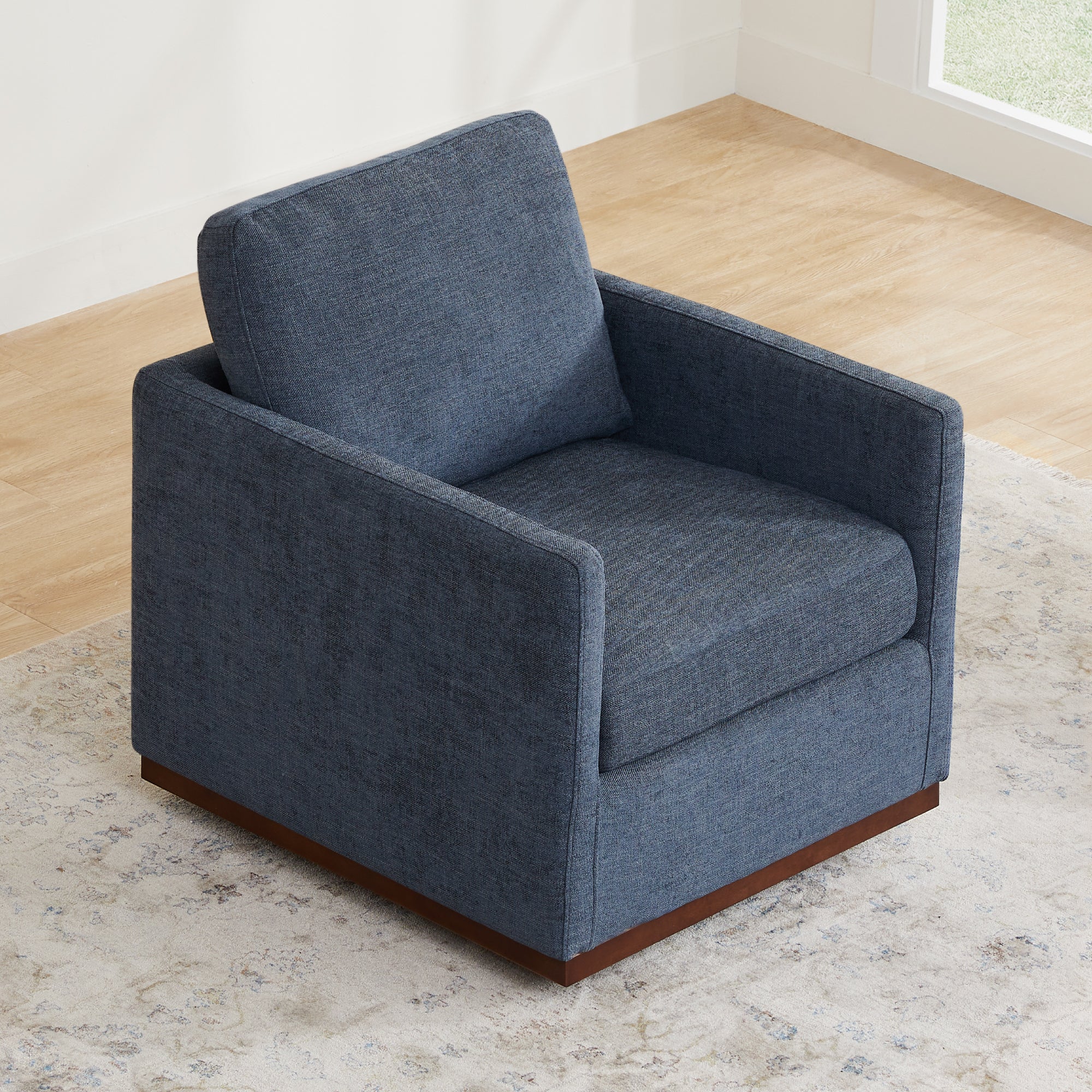 Henry Modern Swivel Accent Chair